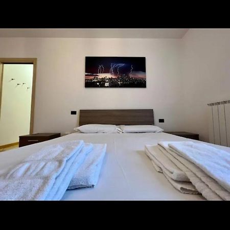 Miniappartamento Completo Stra Buitenkant foto